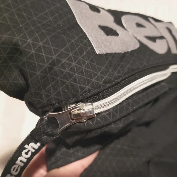 Bench Small Jacket - Picture 4 of 9